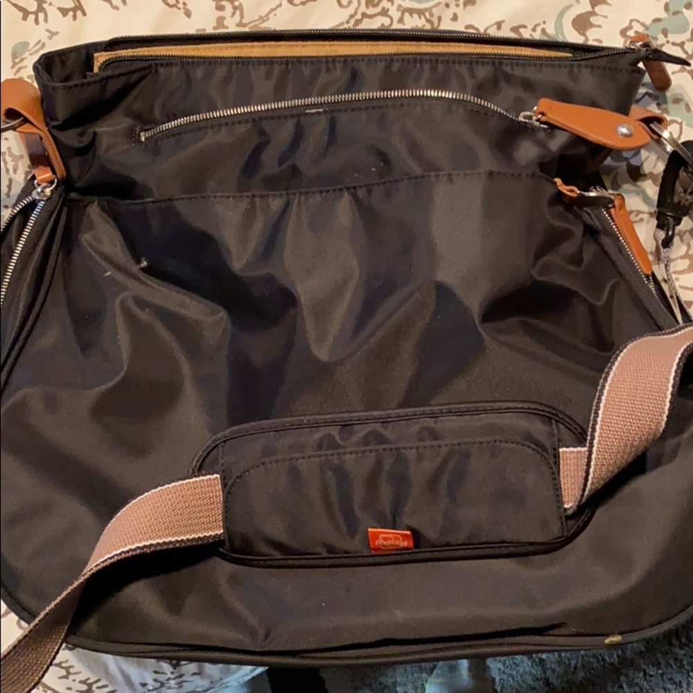 Pack a pod Portland diaper bag EUC, one pod